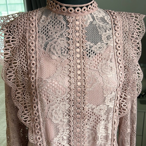 *NWT* Cable & Gauge Lace Long Sleeve Top 🎀 NWT Size Medium - Picture 3 of 8